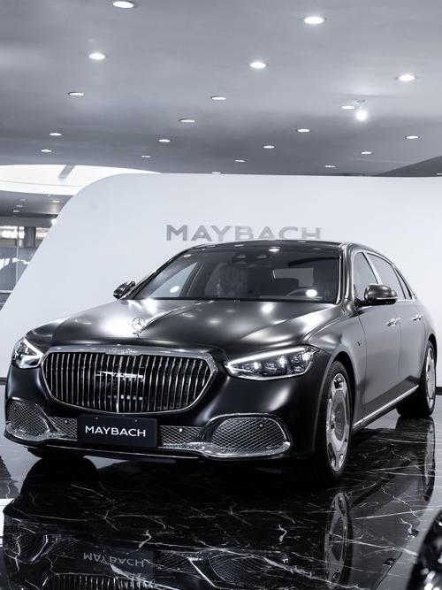 重庆192岚图汽车的售后服务让用户无忧出行，迈巴赫未来的豪华车趋势